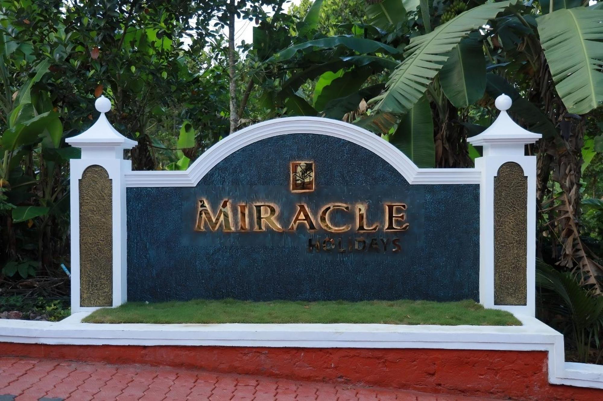 Miracle Holidays Mananthavady Exterior foto